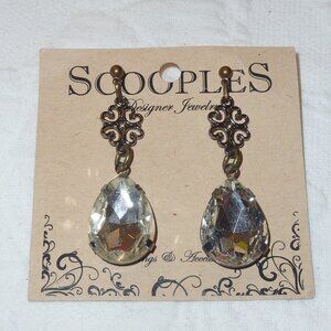 NWT Scooples Originals Majestic Hematite Crystal Dangling Earrings Silver Tone